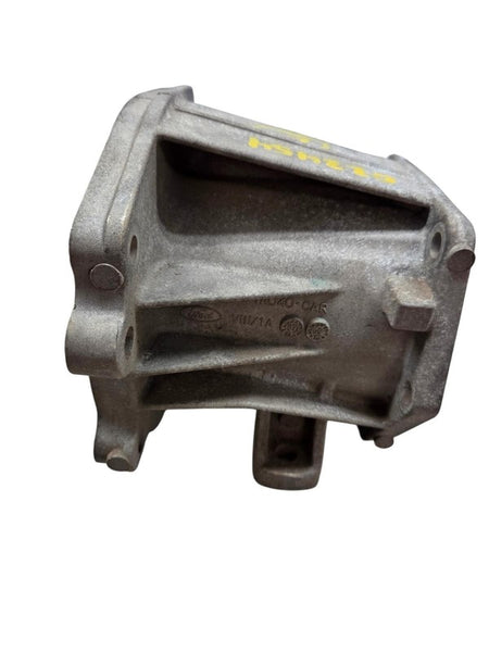 Transmission Extension Housing Transfer Case Adapter OEM 1998 Ford Exp