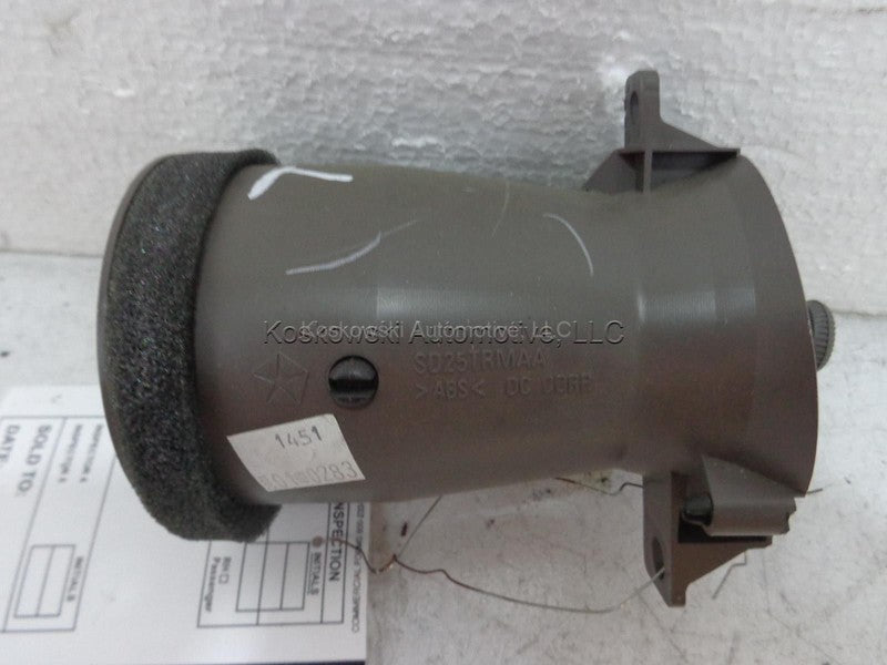 Dash Vent Housing Left Center Bezel 01 Chrysler PT Cruiser