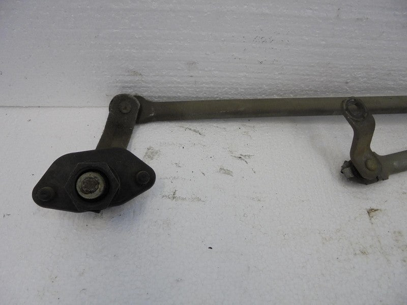 FORD ESCORT Wiper Trans. front 81 82 83 84 85 86 87 88 89 90 OEM E1FZ1