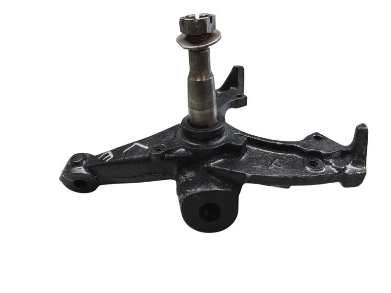 88 - 91 Chevrolet C1500 Left Front Spindle Steering Knuckle Driver Sid