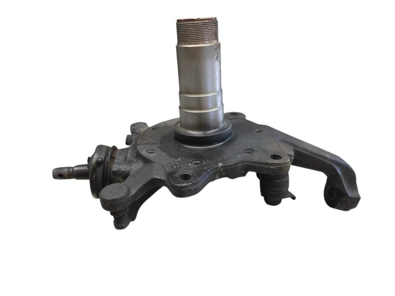 86 - 95 Toyota Pickup Left Front Spindle Steering Kuckle Driver Side O