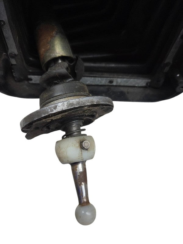 Mitsubishi FM146 Transmission 5 speed shifter 88 - 92 Ford Ranger OEM 