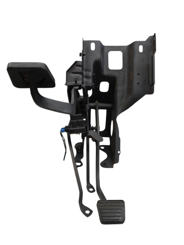 86 - 93 Chevrolet S10 Clutch and Brake Pedal Assembly OEM GMC S15