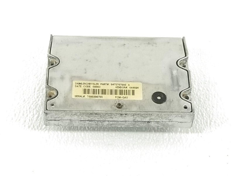 2003 Dodge Caravan Town & Country Voyager Front Control Module OEM 047