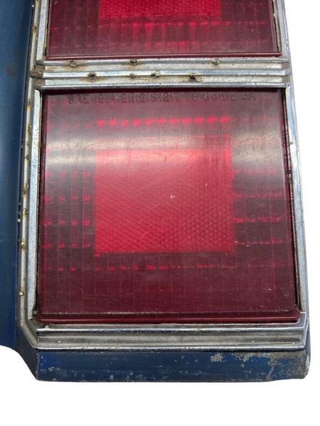 76 - 77 Oldsmobile Cutlass Tail Light Assembly Right Passenger Side OE