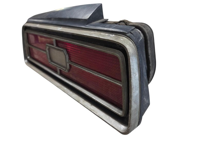 73 - 74 Ford LTD Tail Light Assembly Right Passenger Side OEM D3AZ1340
