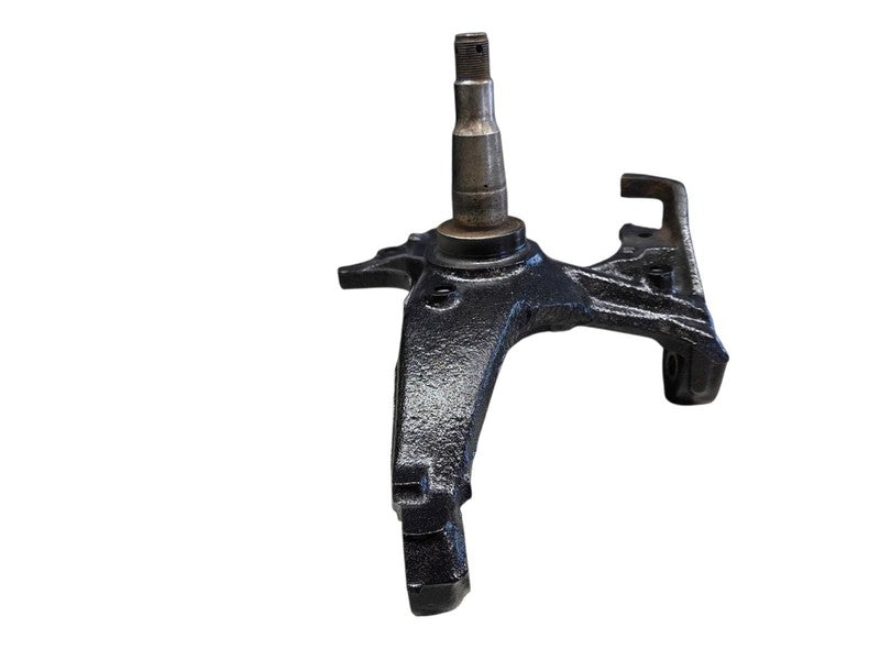 82 - 93 Chevrolet S10 Spindle Steering Knuckle Right Passenger Side OE