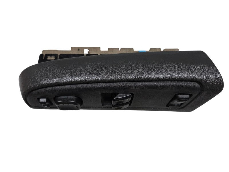 2003-2006 Chevrolet Silverado Sierra Front Left Driver Window Control 