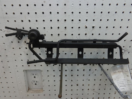 92 - 95 Dodge Caravan 3.0 L Fuel Injection Rail OEM