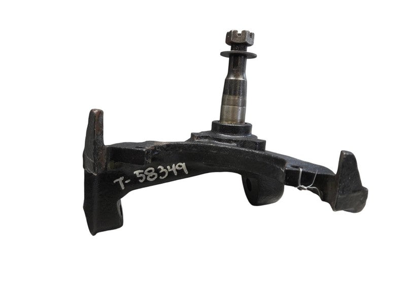 88 - 91 Chevrolet C1500 Right Front Spindle Steering Knuckle Passenger