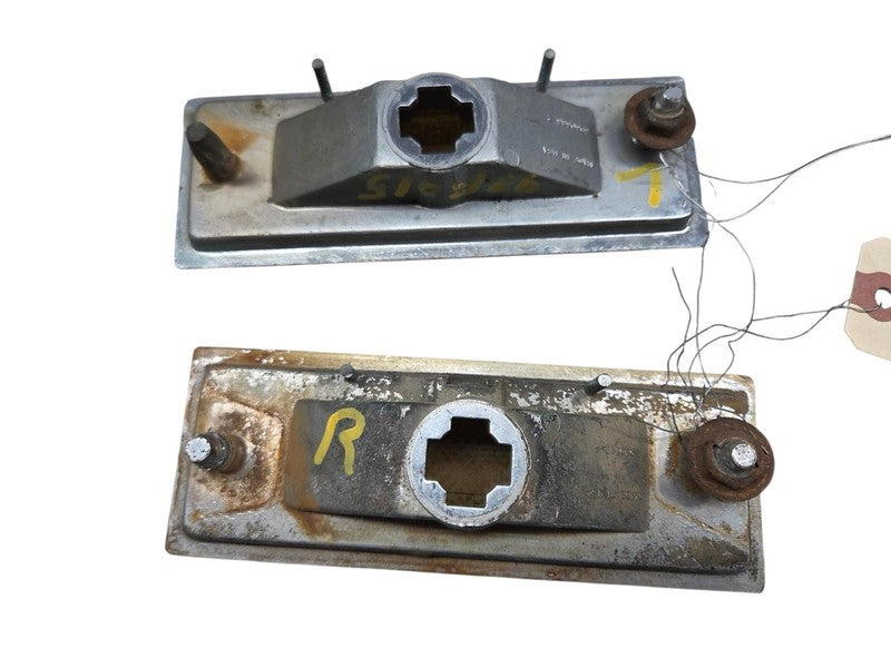 1980 Chevrolet Monte Carlo Front Marker Lights (Pair) OEM 00913999