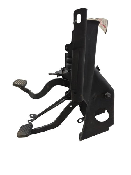 86 - 93 Chevrolet S10 Clutch and Brake Pedal Assembly OEM GMC S15