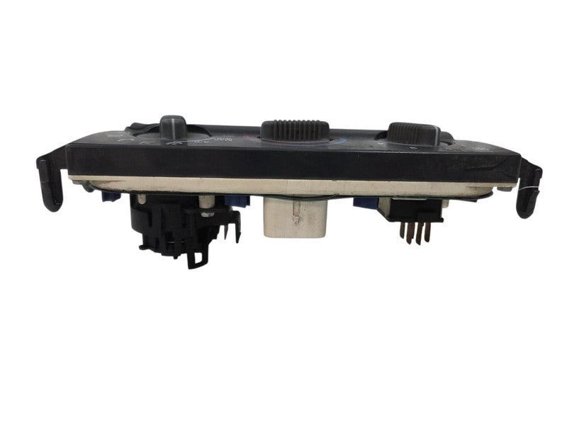 1998 Chevrolet Blazer Dash Heater Control w/AC w/Rear Defrost OEM 9351