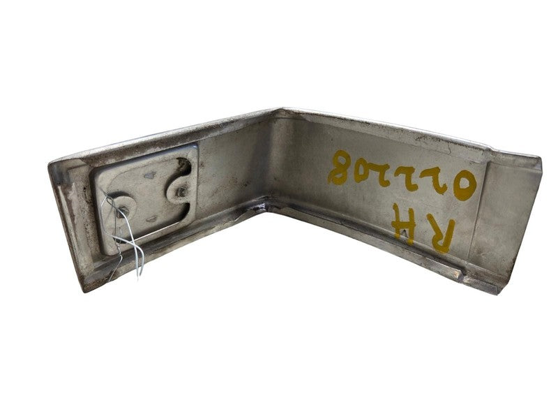 1981 - 1987 Chevrolet C10 Right Cab Corner Banding Belt Molding Trim O