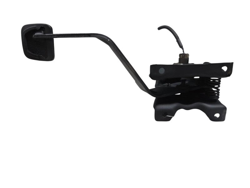 2001 Isuzu Rodeo Clutch Pedal Assembly OEM