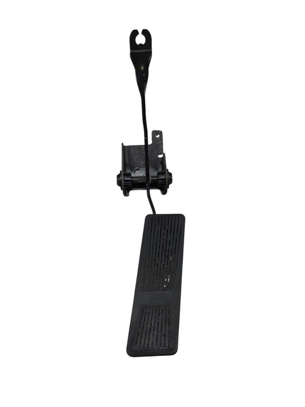 02 - 05 Jeep Liberty KJ Gas Accelerator Pedal OEM 53013527AA
