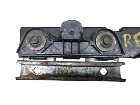 82 - 93 Chevrolet S10 Lower Door Glass Sash Window Bracket GMC 1556473