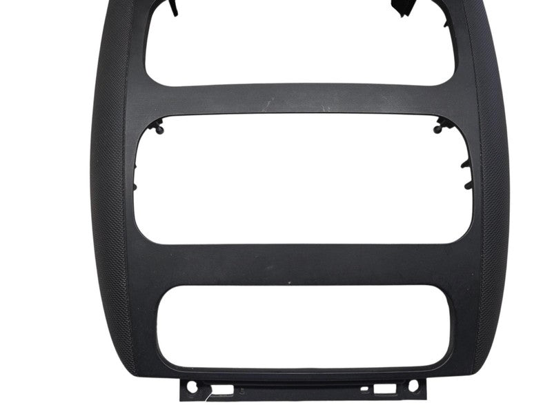 01 - 07 Chrysler Town & Country Dash Bezel OEM 04678844AA Voyager Cara