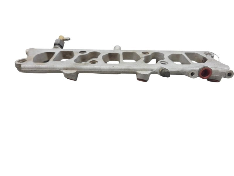 90 - 95 Ford Ranger Fuel Injection Rail 4.0 L Explorer Aerostar 90TF-9