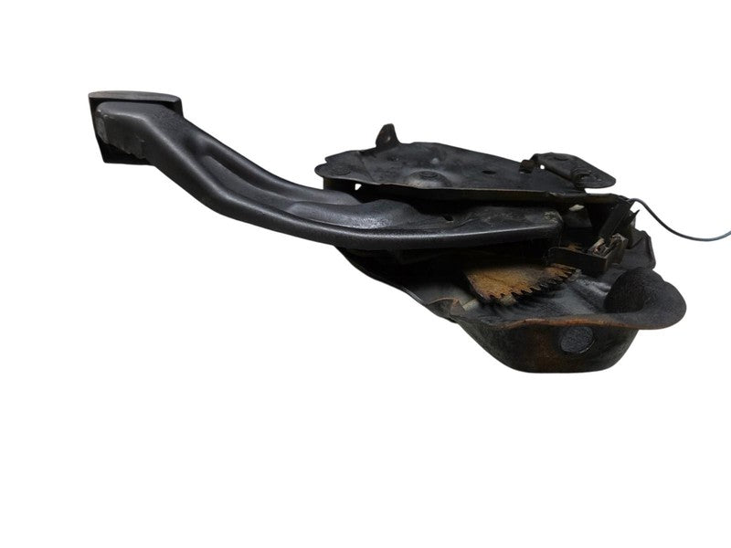 1995 - 1998 Chevrolet C1500 Emergency Parking Brake Pedal Assembly GMC