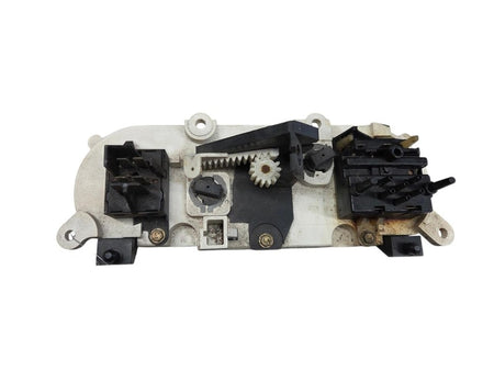 87 - 89 Ford Mustang dash Heater Control OEM w/o AC E6DZ18549A