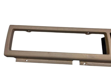 84-96 Jeep Cherokee RH Passenger Side Dash Glove Box Bezel Trim Vent P