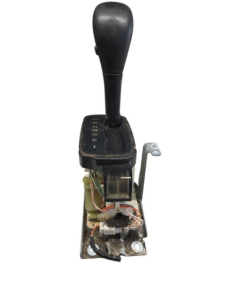 02-04 Liberty KJ Automatic Transmission Shifter Shift Assembly Housing