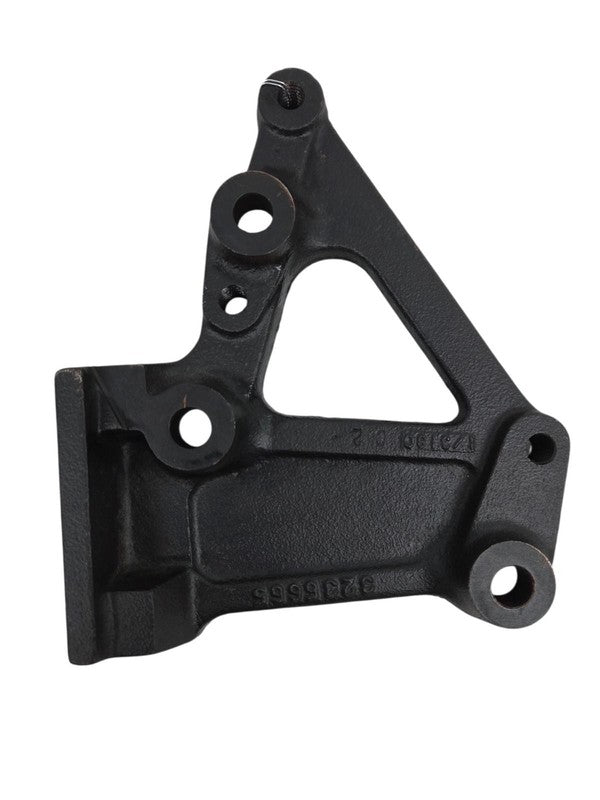 1984 AMC Eagle Steering Gear Box Mounting Bracket OEM 3235665