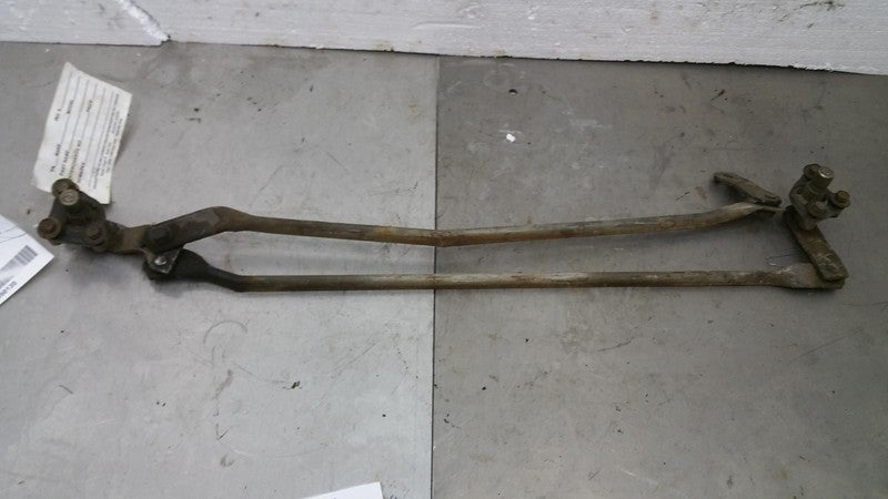 82 - 91 Chevrolet Cavalier Wiper Transmission Linkage OEM Pontiac Sunb