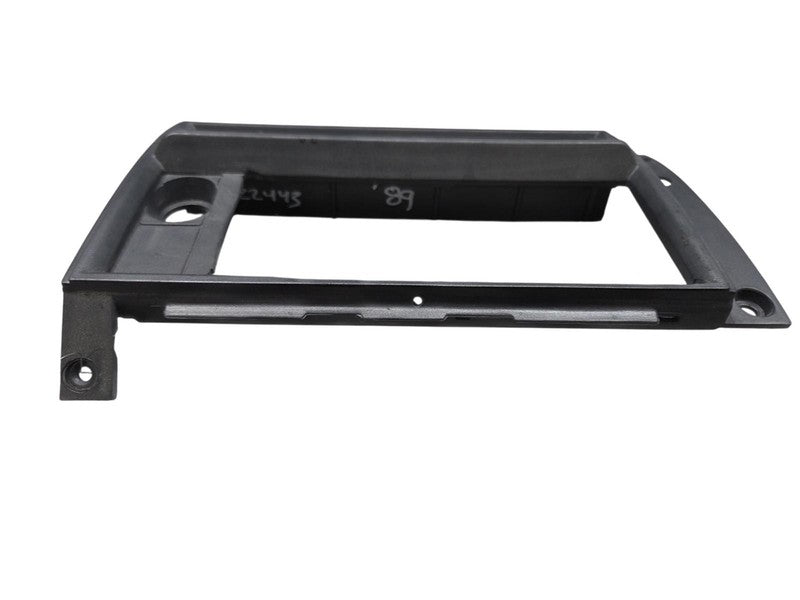 1989 Chevy S10 Blazer Dash Center Radio Heater Control Bezel w Vents C