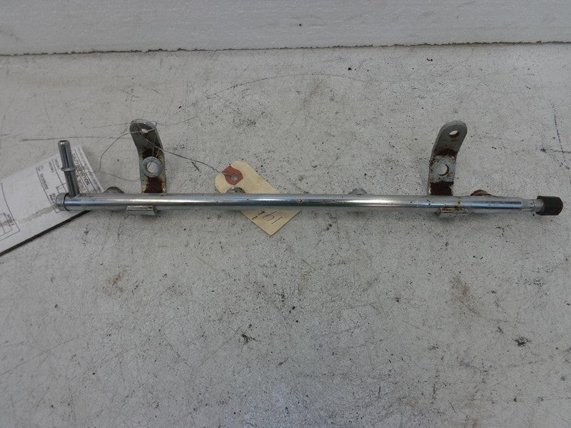 01-03 Chrysler Pt Cruiser 2.4L Fuel Rail OEM 04669768