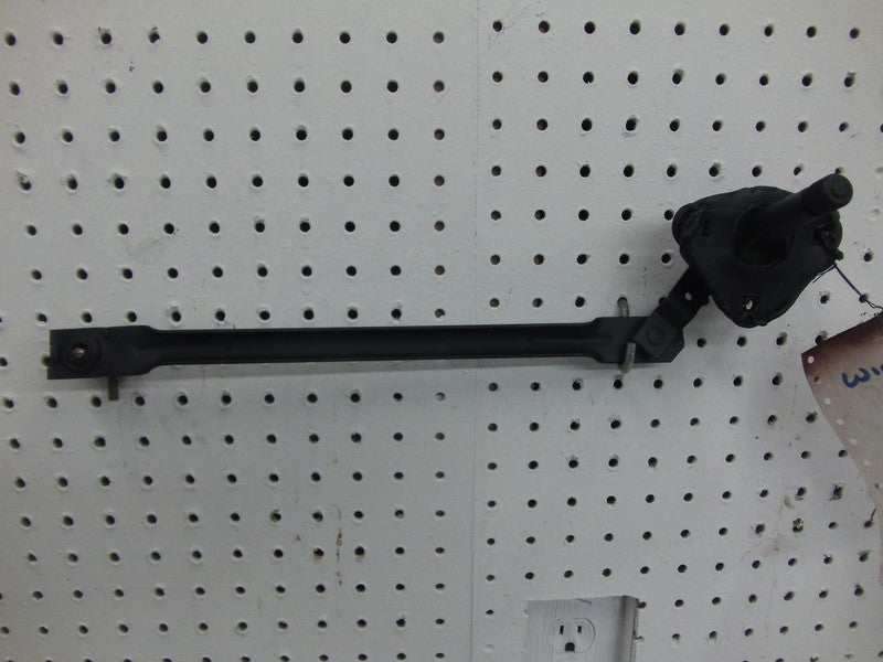 73-79 Ford F100 F150 F250 Bronco LH Wiper Transmission Linkage D9TZ-17