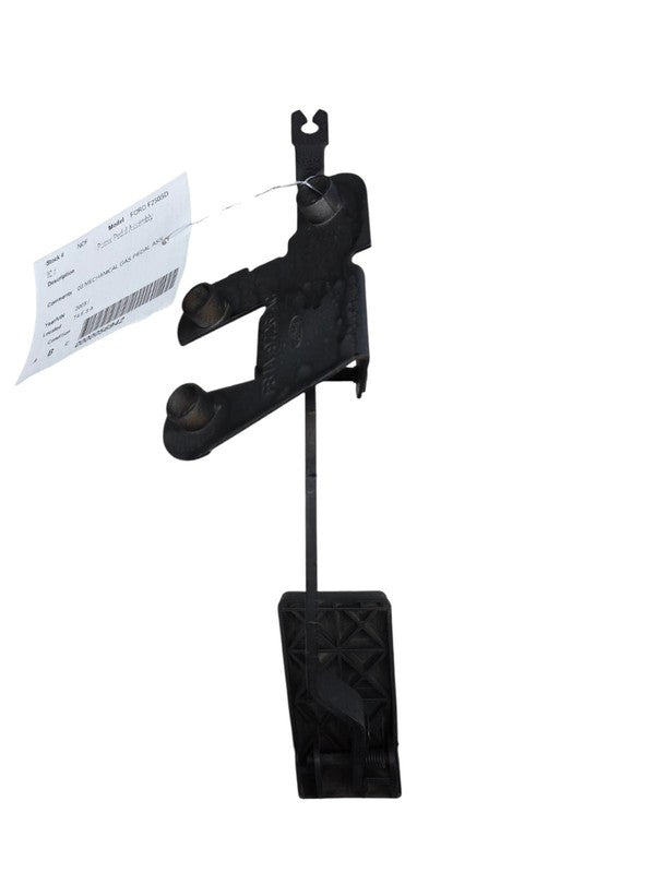 99 - 04 Ford F-250 Super Duty Gas Pedal Assembly F81A-9726-AC