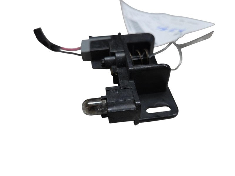 1991 - 1996 Jeep Cherokee Glove Box Lamp 8955001086