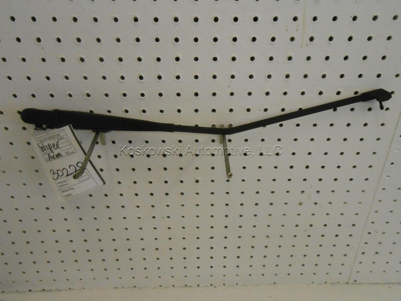 Windshield Wiper Arm Chevy GMC C1500 K1500 88 89 90 91 92 93 94 96 98 