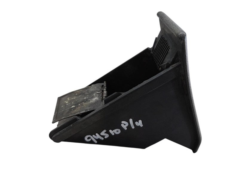 94 - 97 Chevrolet S10 Dash Ashtray Assembly GMC Sonoma Gray