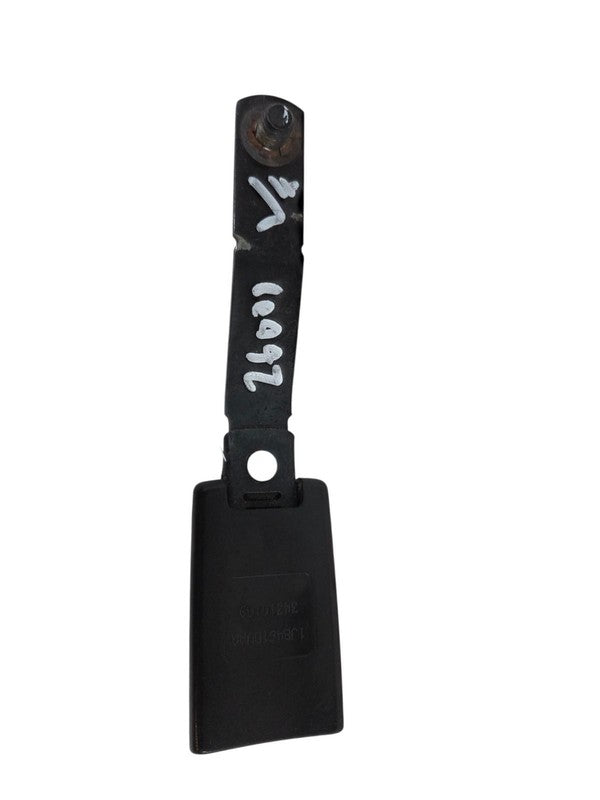 2011 - 2016 Jeep Compass Seat Belt Buckle Right Passenger OEM Patriot 