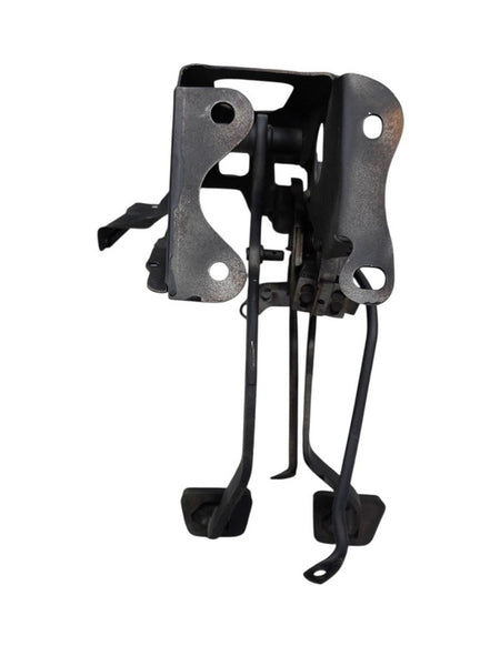 86 - 93 Chevrolet S10 Clutch and Brake Pedal Assembly OEM GMC S15